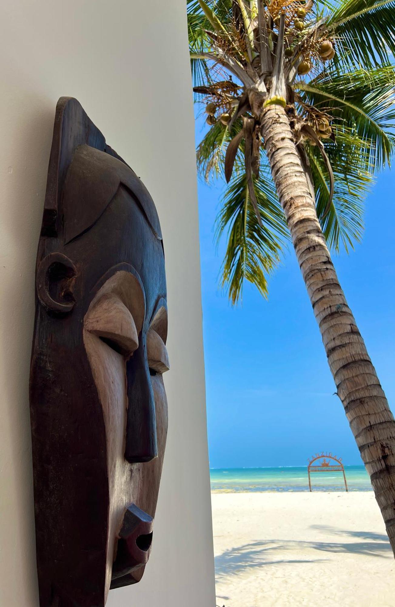 Karibu Beach Resort Pongwe Ngoại thất bức ảnh