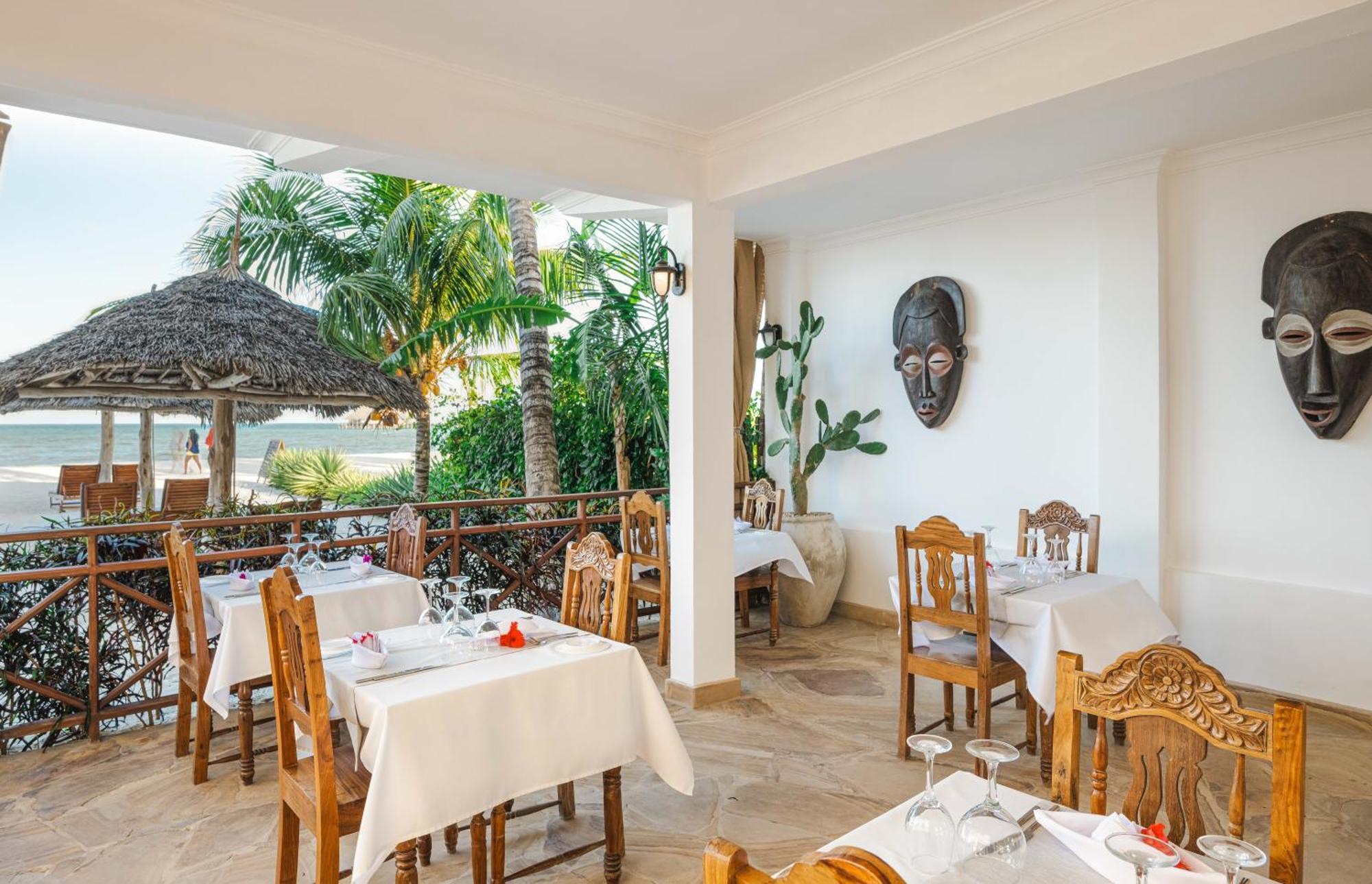 Karibu Beach Resort Pongwe Ngoại thất bức ảnh