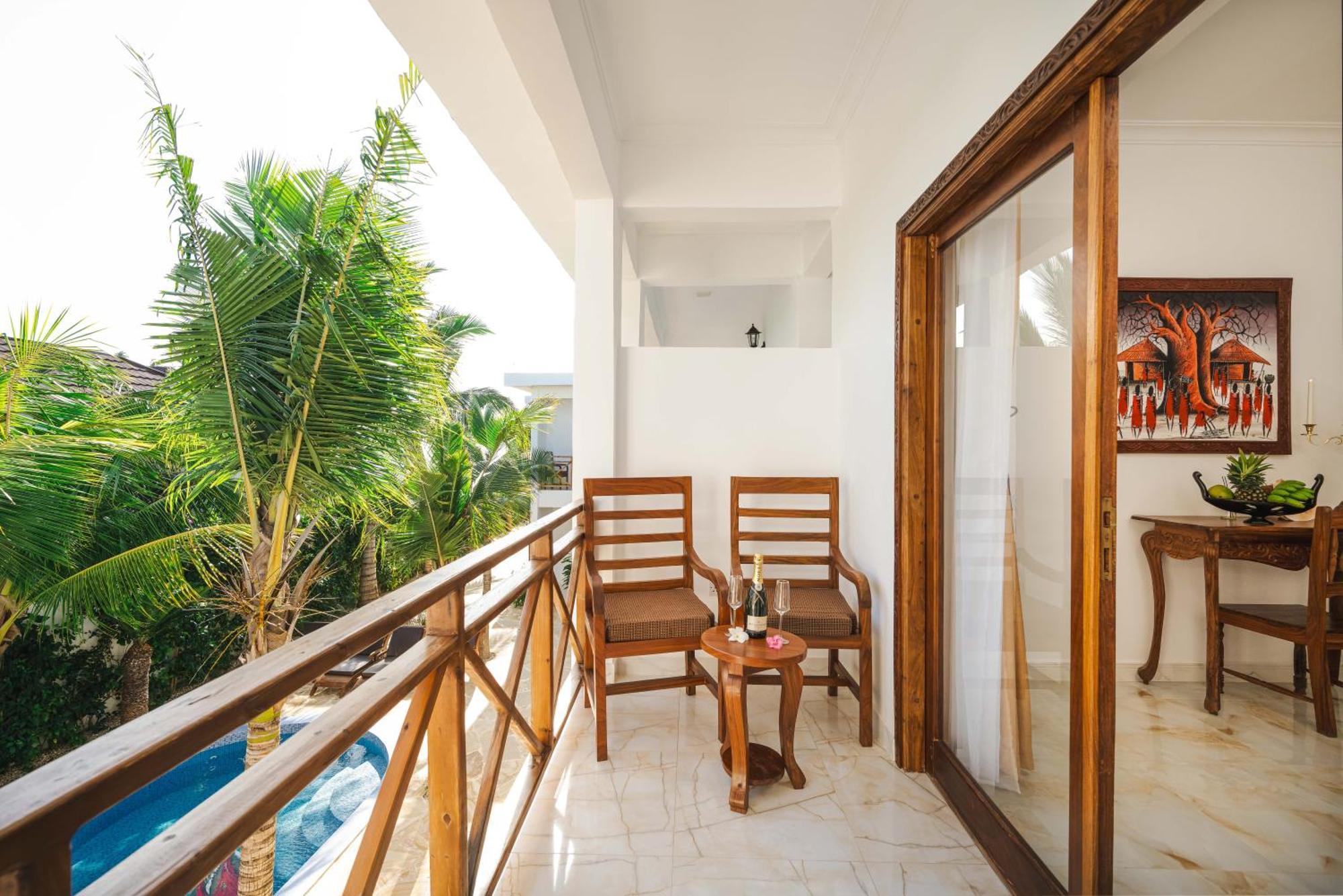 Karibu Beach Resort Pongwe Ngoại thất bức ảnh
